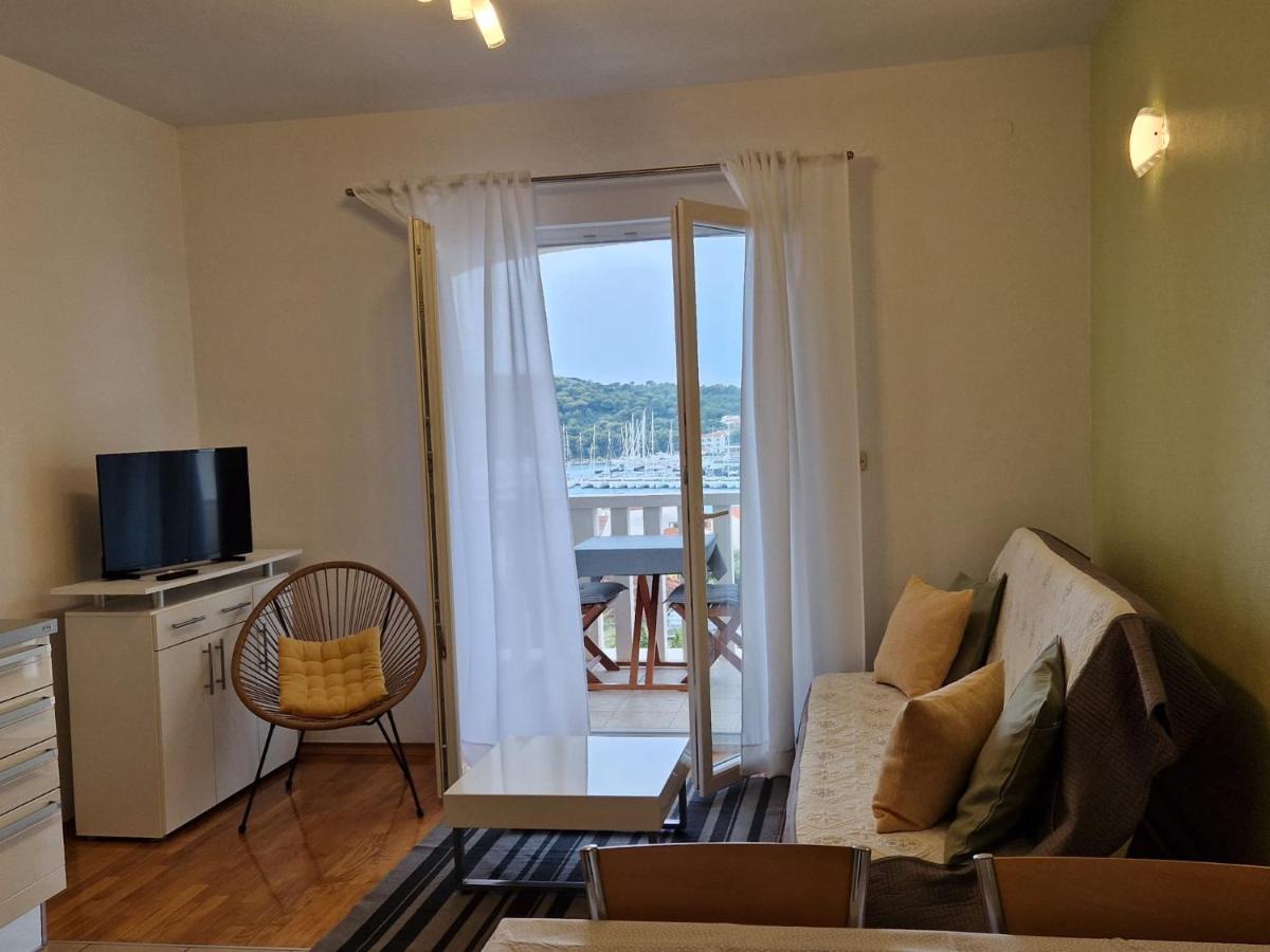 Apartments Sandra Rogoznica  Bagian luar foto