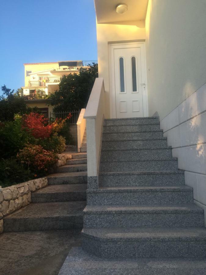 Apartments Sandra Rogoznica  Bagian luar foto