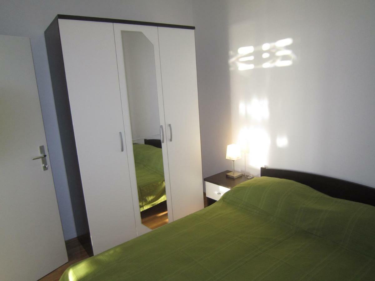 Apartments Sandra Rogoznica  Bagian luar foto